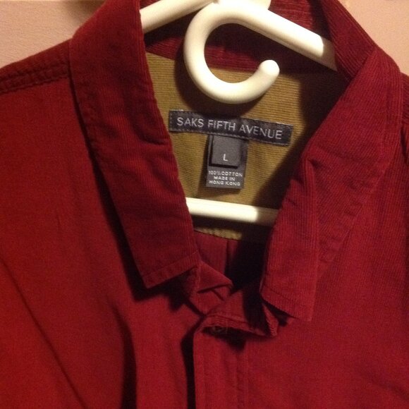 Saks Fifth Avenue Men's Large Red Corduroy Long Sleeve Shirt - Good Condition - Picture 2 of 4